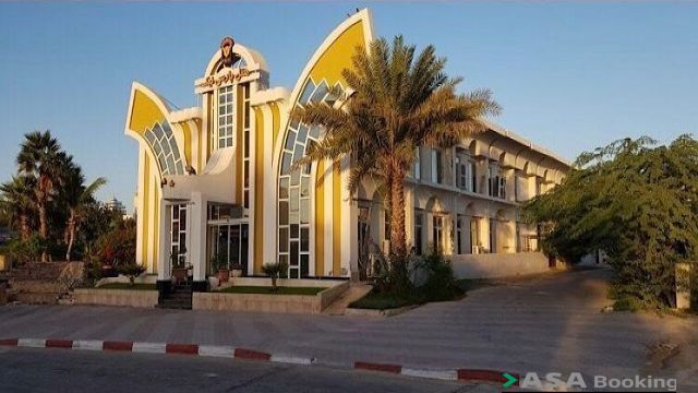 نمای ظاهری هتل پارس نیک